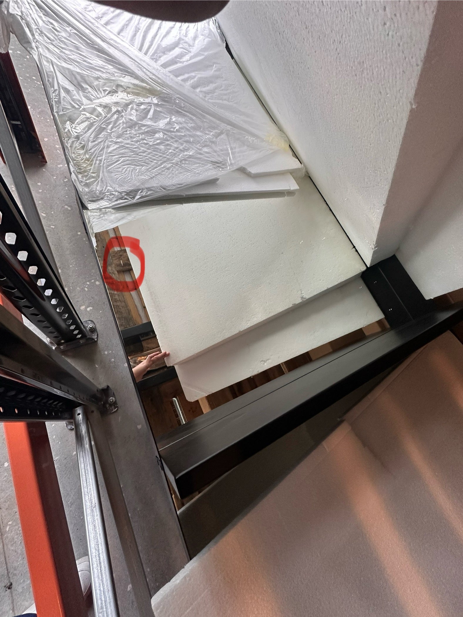 Tuscany - Firkantet frisørspejl - Sort ramme DEMO 15mm rids